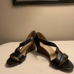 Black wedge sandal - like new